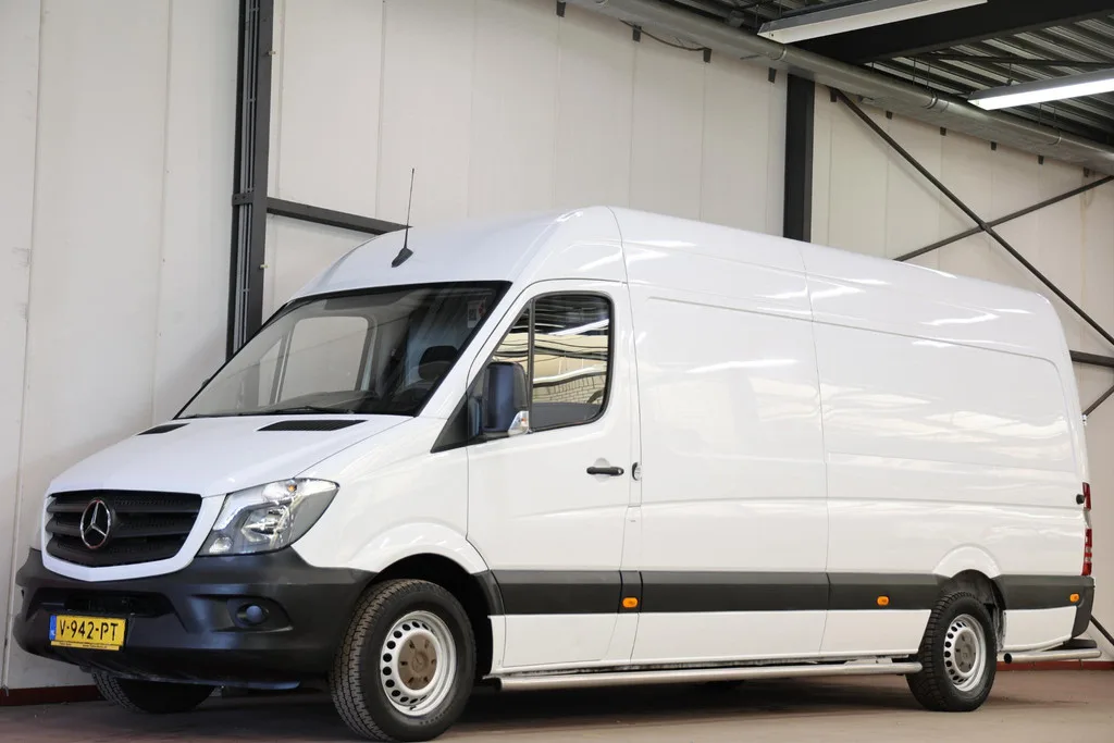 Mercedes-Benz Sprinter L3H2 AUTOMAAT POST NL SCHAPPEN EURO 6